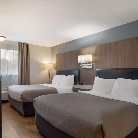 Quality Inn & Suites Silverdale Bangor-Keyport Exteriör bild