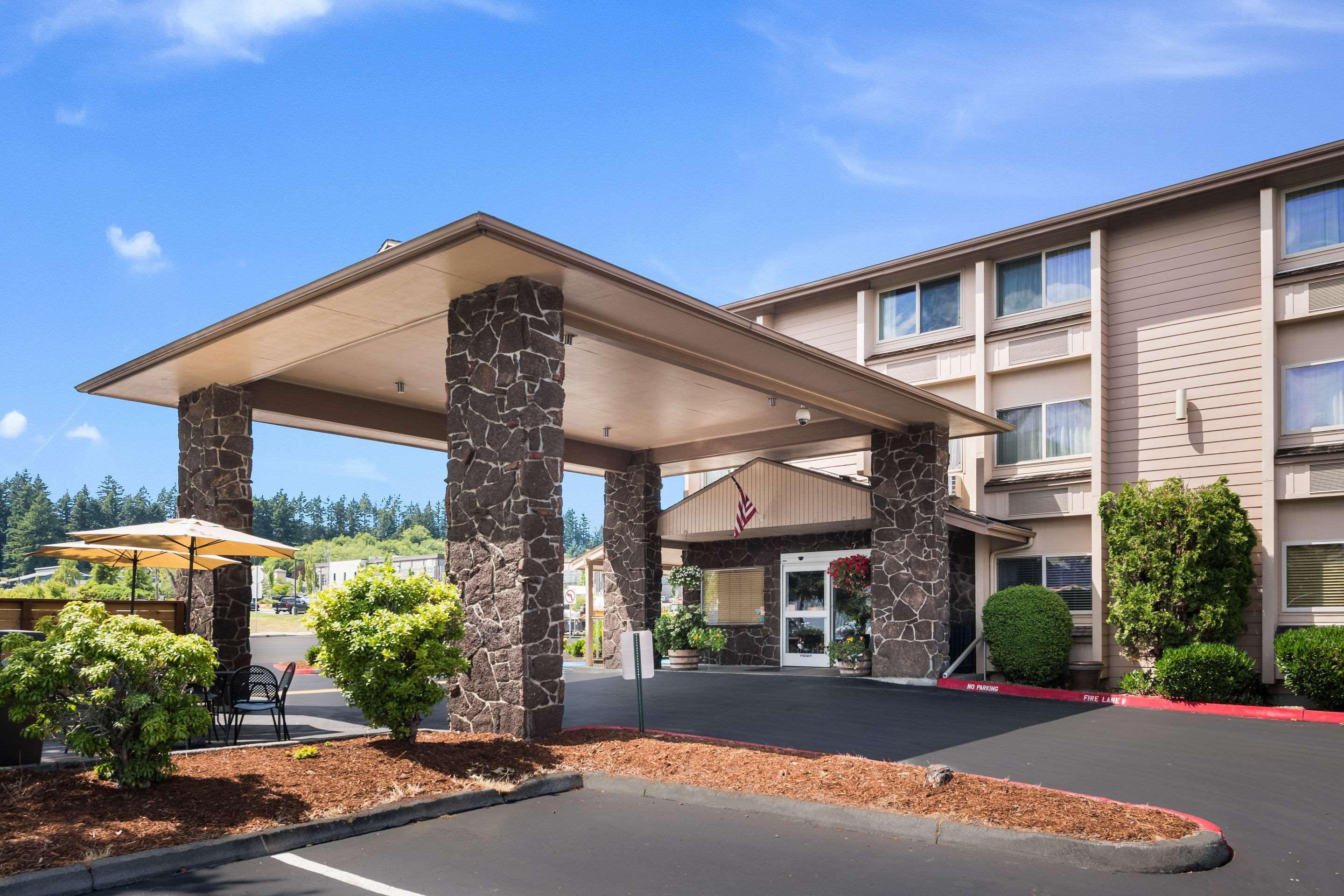 Quality Inn & Suites Silverdale Bangor-Keyport Exteriör bild
