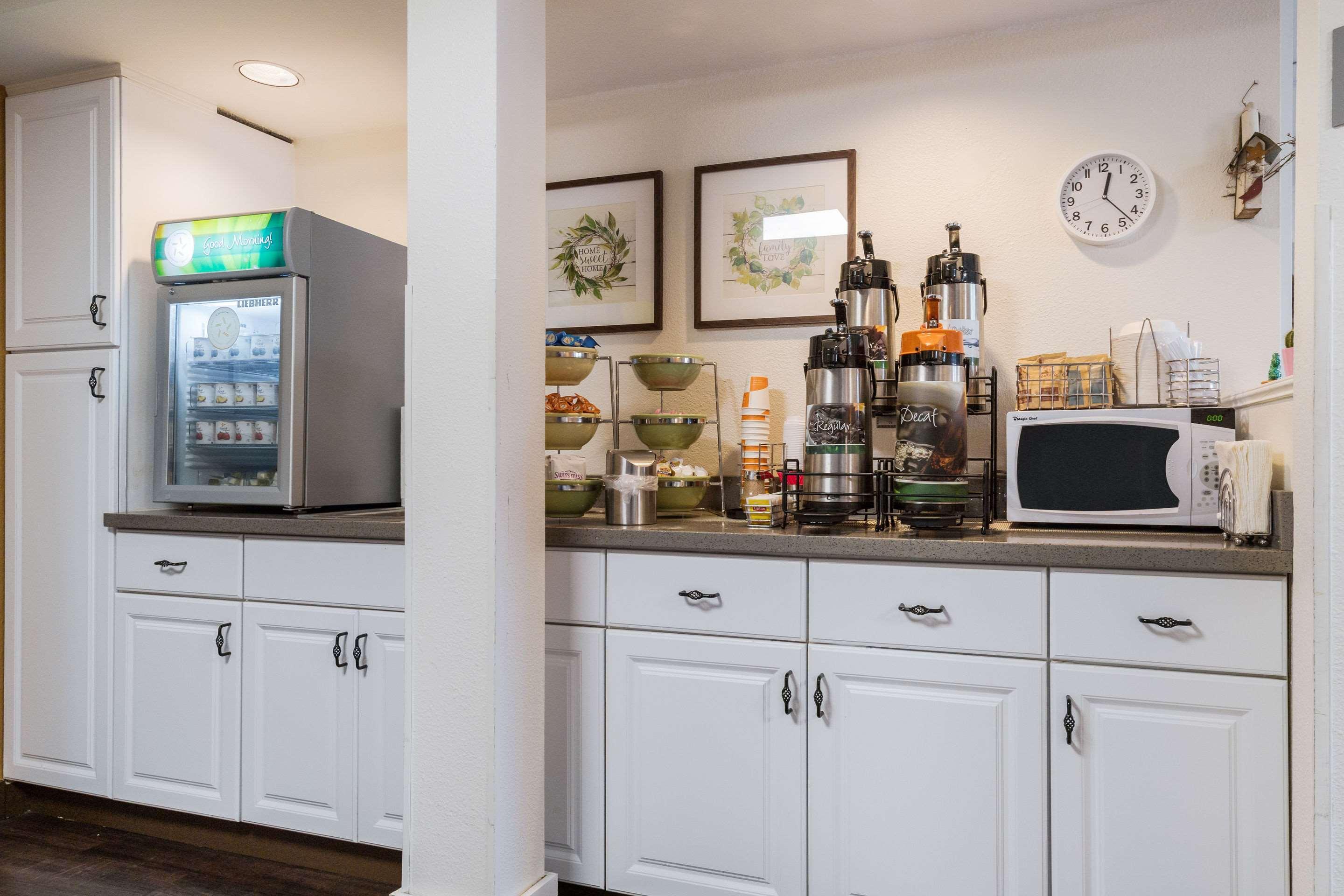 Quality Inn & Suites Silverdale Bangor-Keyport Exteriör bild