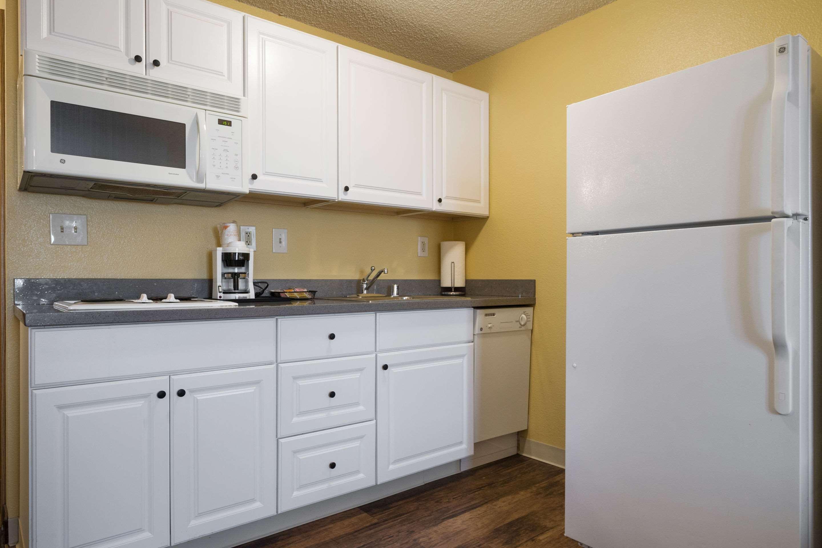 Quality Inn & Suites Silverdale Bangor-Keyport Exteriör bild