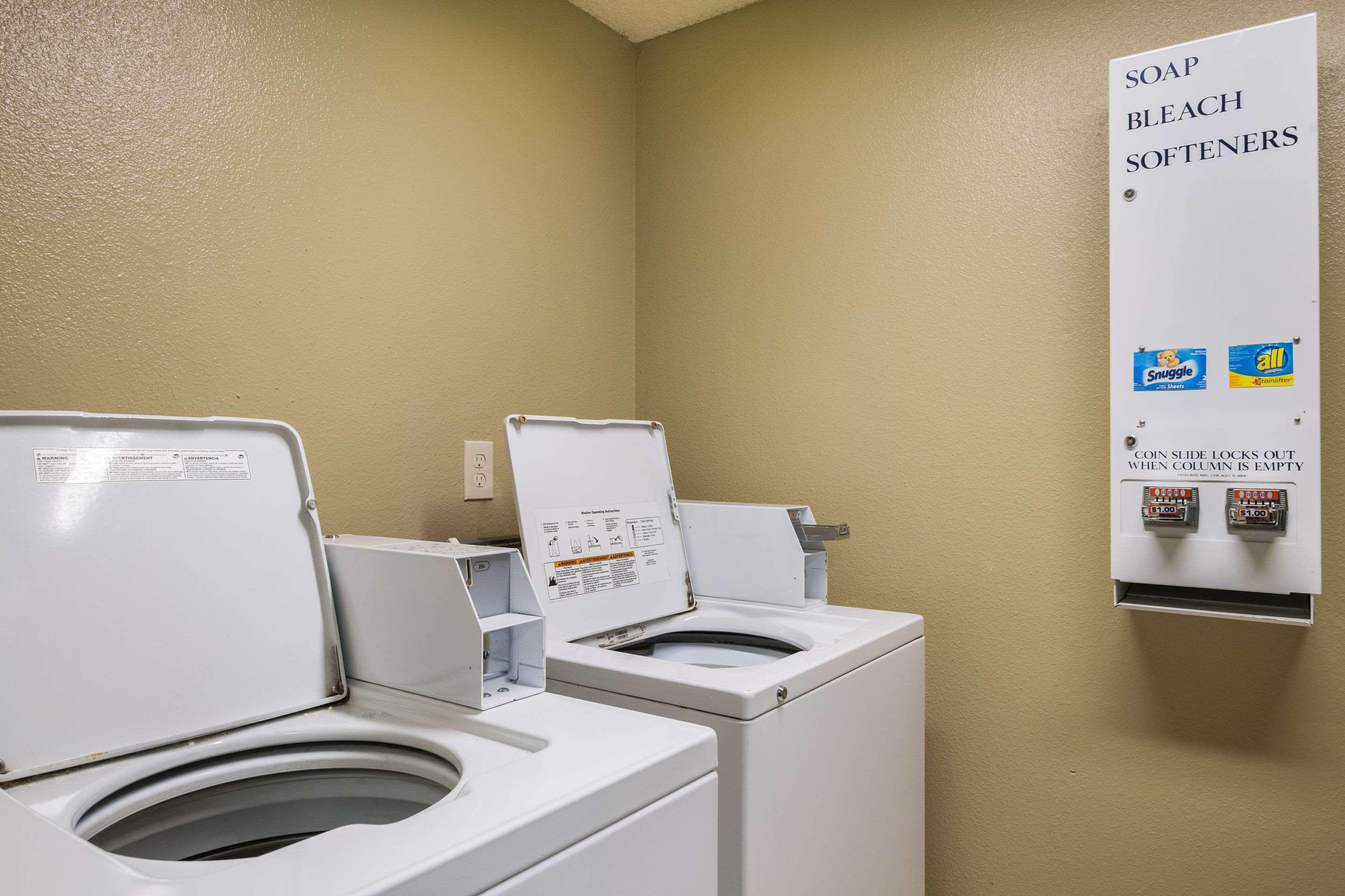 Quality Inn & Suites Silverdale Bangor-Keyport Exteriör bild