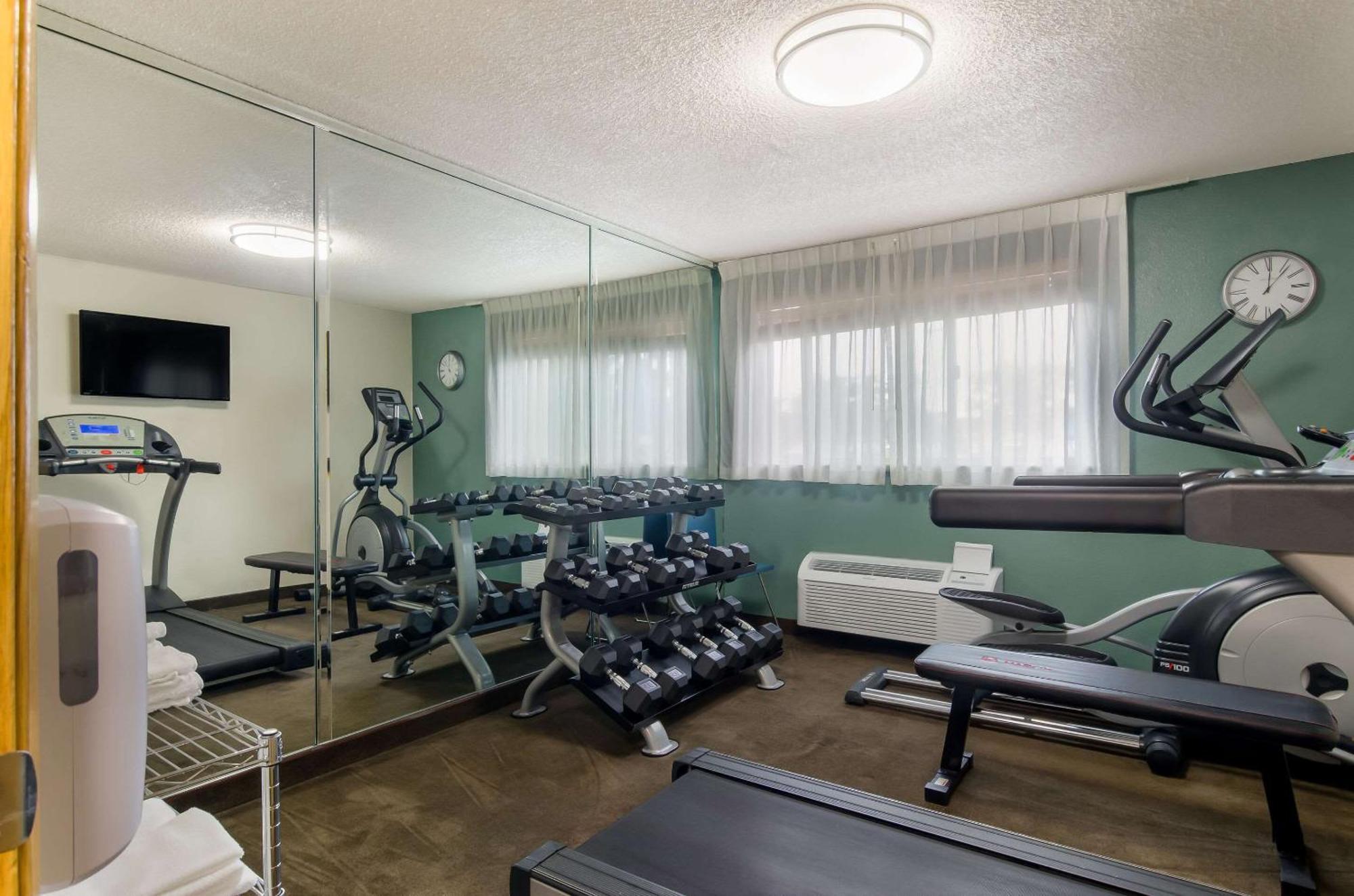 Quality Inn & Suites Silverdale Bangor-Keyport Exteriör bild