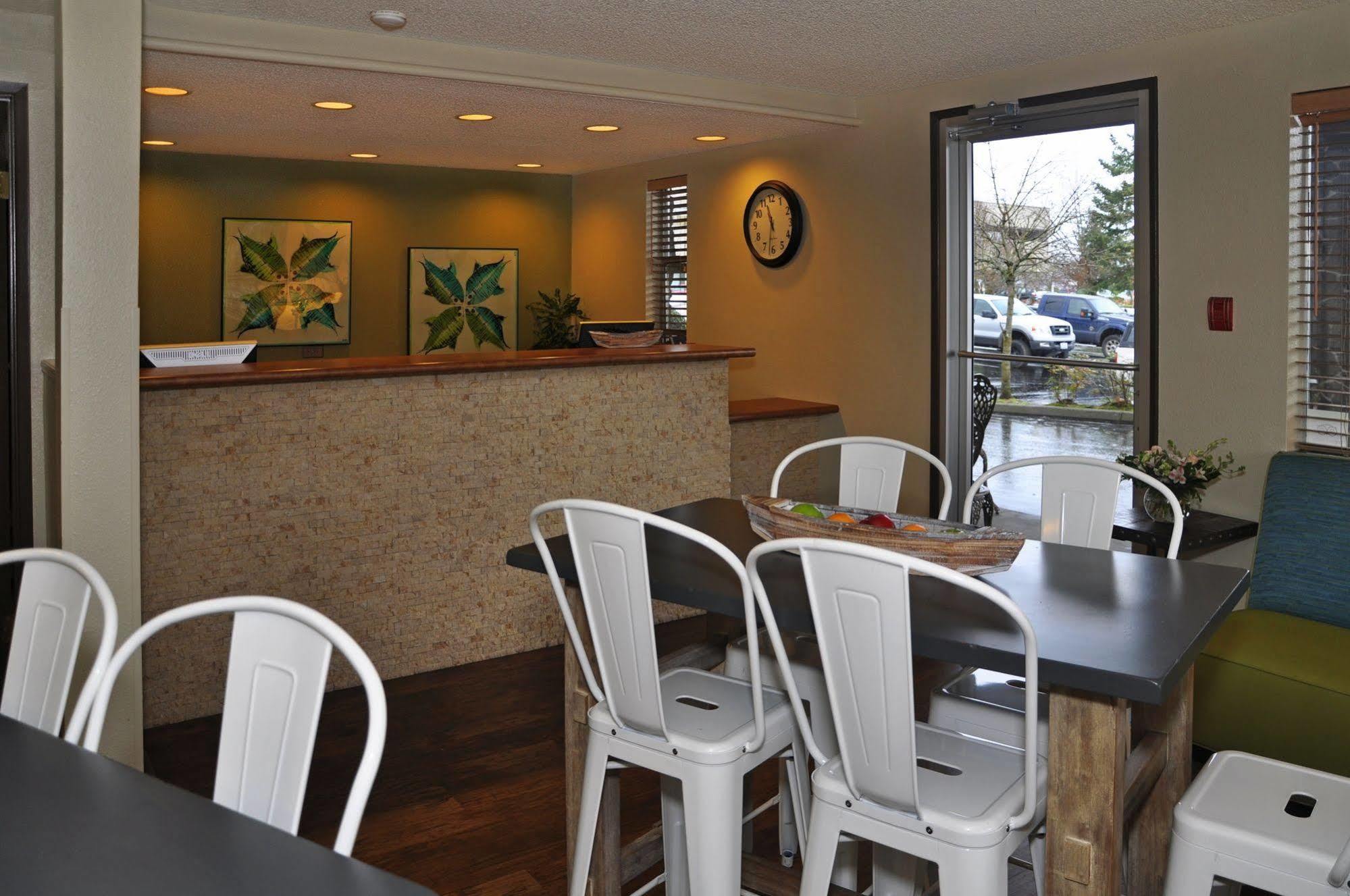 Quality Inn & Suites Silverdale Bangor-Keyport Exteriör bild